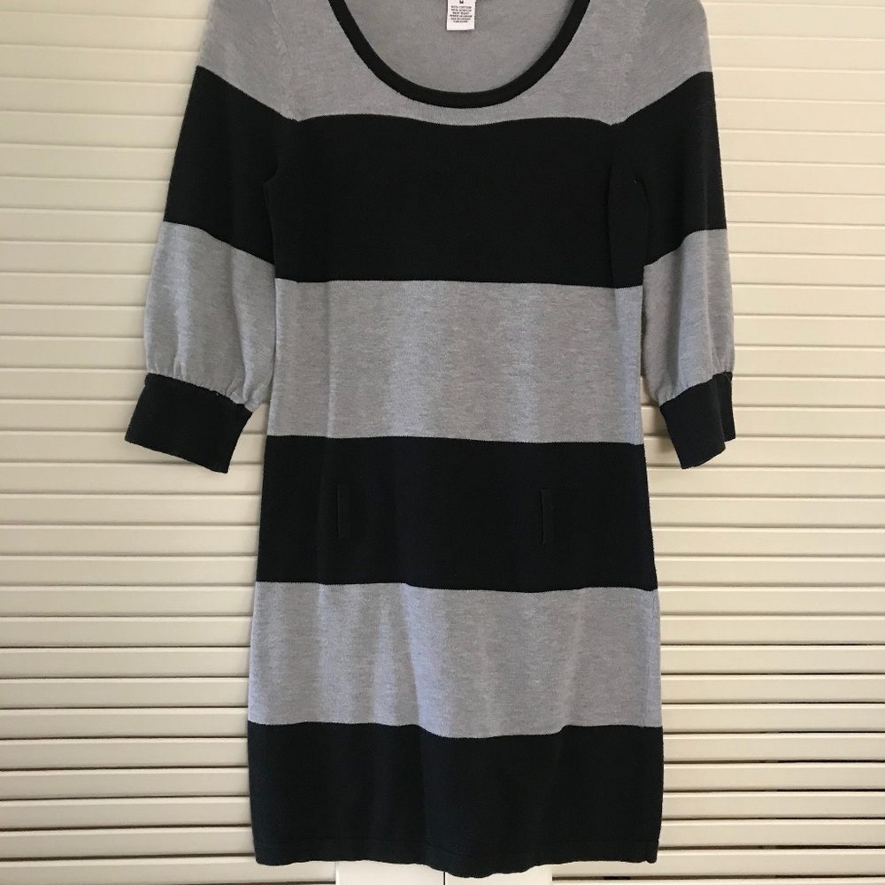 Dolce. Grey & Black Stripe. 3/4 Sleeve Knit Dres.
